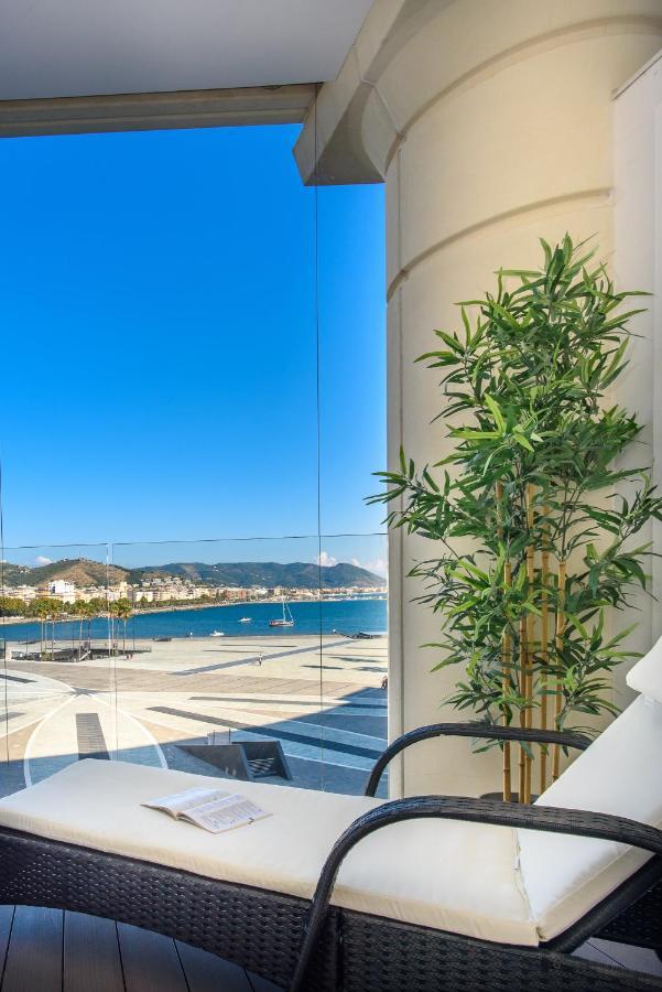 Mareluna Crescent - Luxury Seafront Experience Salerno Esterno foto